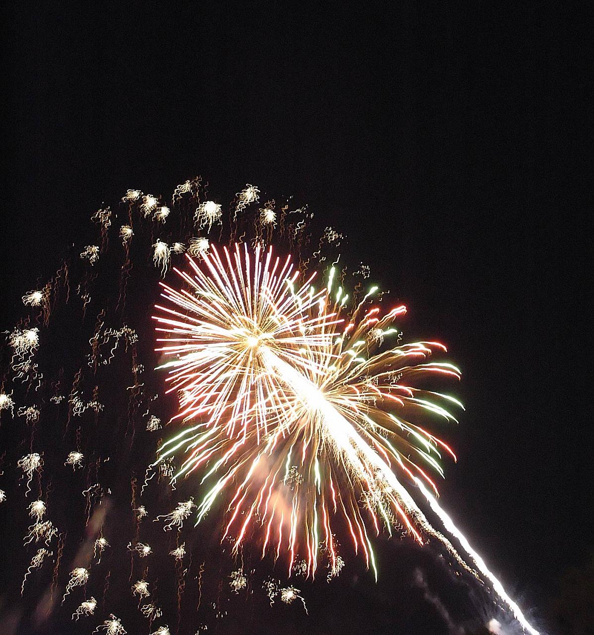 fireworks10.jpg